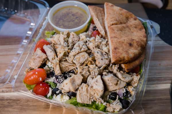 soulvaki salad