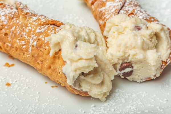Homemade Cannoli