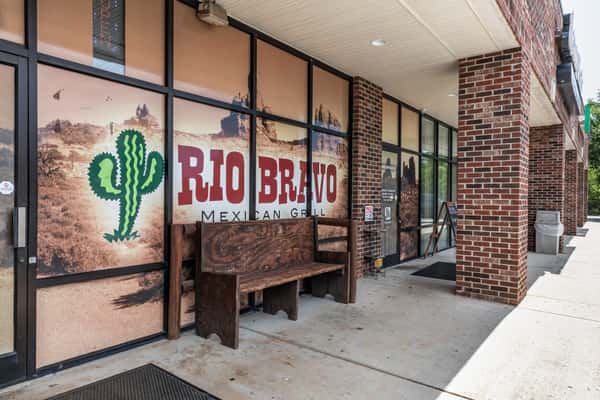 Rio Bravo exterior