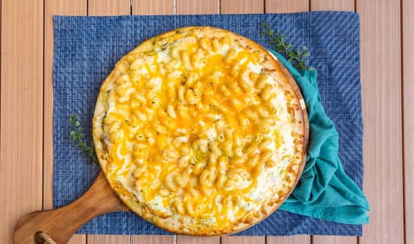 MAC-CHEESE PIE PIZZA