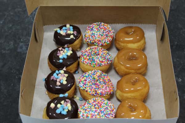 12 Mini Donuts