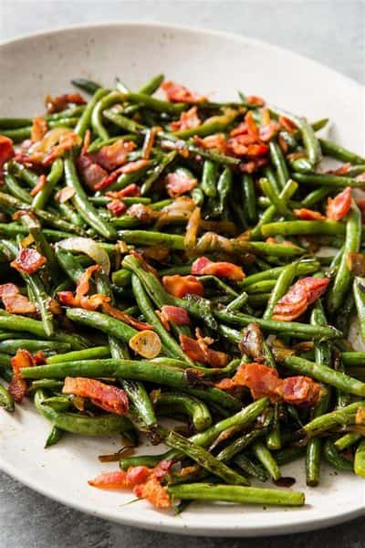 Bacon & Caramelized Onion Green Beans