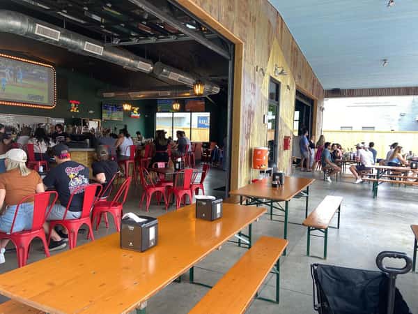 bar
