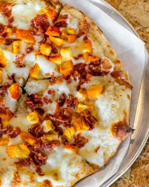 Not your average pizza night. 🥓
Our Chicken Bacon Pizza has plenty of personality. Add it to your rotation and give your dinner routine a much-needed upgrade.
Tap the link in our bio to order direct!