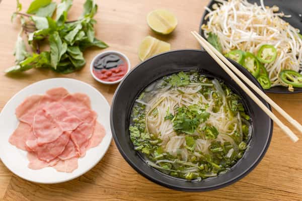 Rare-Steak Pho