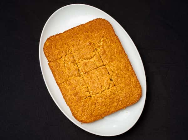 Pan de maiz / Corn Bread 12pcs
