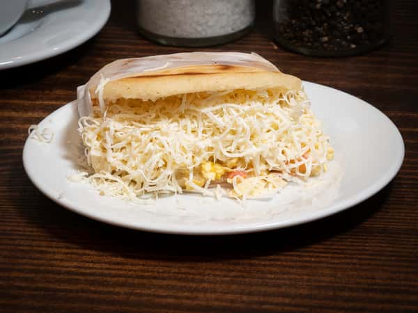 Arepa de Perico / Perico Arepa