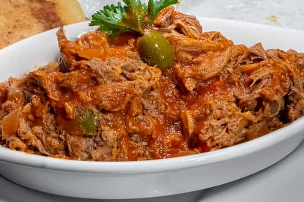 Tray Ropa Vieja (Seasoned Shredded Beef Venezuelan Style)