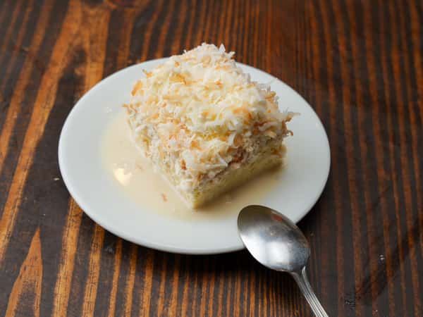 Coquito Cake