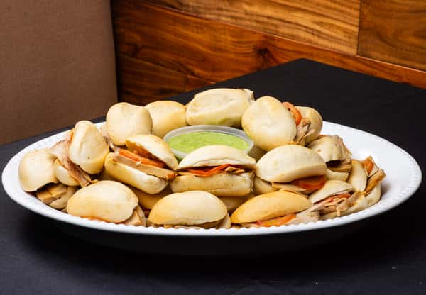 Bocaditos De Pernil (28 pcs)