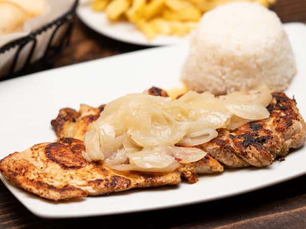 Medio Pollo Deschuesado a la Parrilla / Half Grilled Boneless Chicken