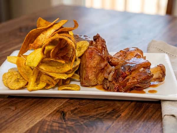 Masitas de Puerco con Mariquita / Pork Masitas with Mariquita
