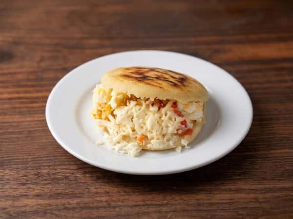 Arepa de Queso /. Cheese Arepa