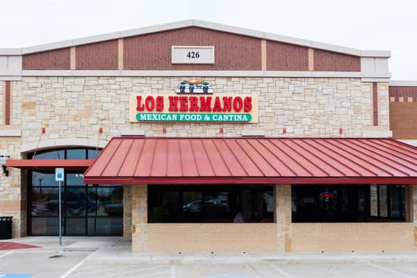 Los Hermanos restaurant front from the outside