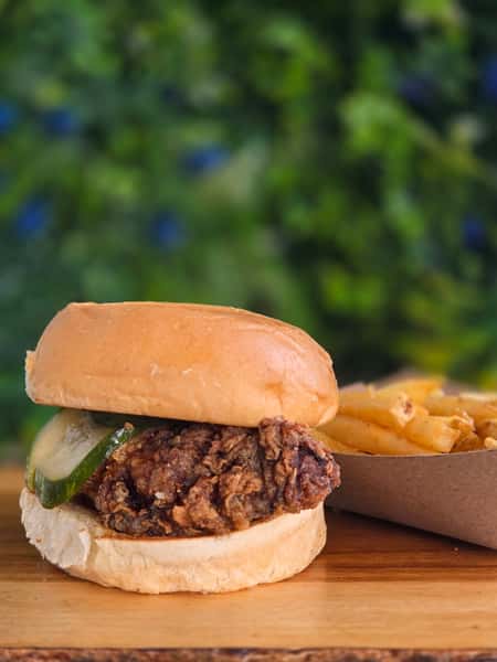 Kid's Chicken Tender Sandwich (12 & Under)