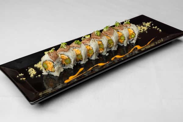 sushi rolls