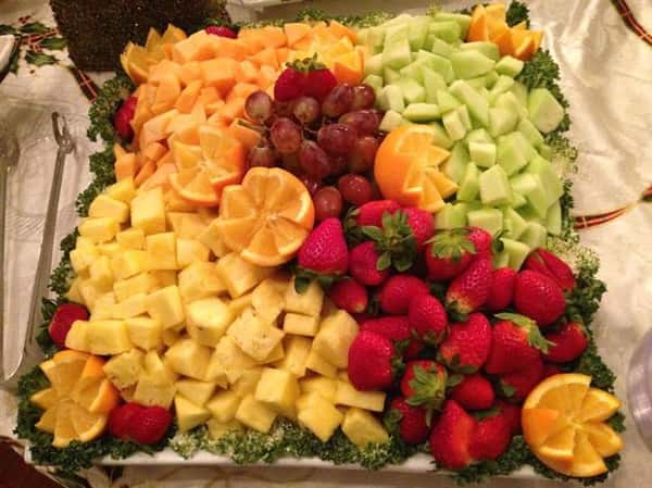 tray of assorted fruit
