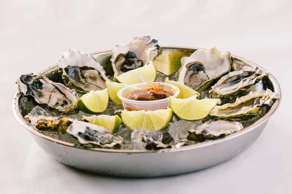 Raw Shucked Oysters