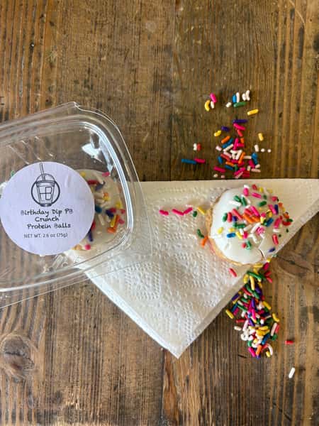 Peanut Butter Crunch with Birthday Dip (2 Pack)