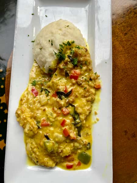 CURRY CHICKEN
