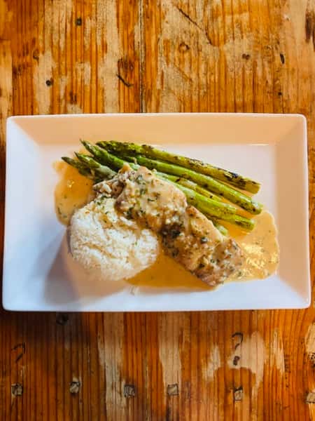 SEARED 8 oz. MAHI MAHI