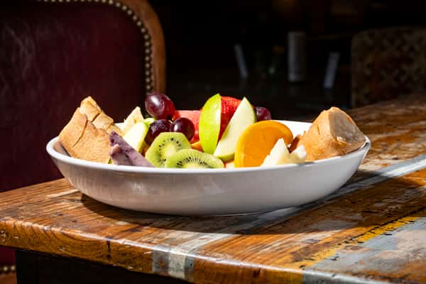 Fruit and Fromage