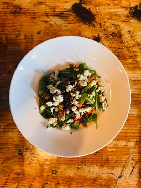 SPINACH & STRAWBERRY SALAD