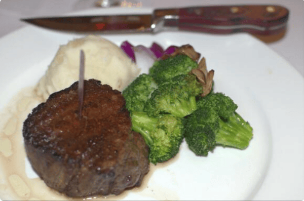 EMPIRE STEAK HOUSE SERVING TOP TIER FILET MIGNON & MORE IN NYC| ORIGINAL NEWSBREAK