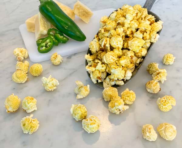 (Popcorn) White Cheddar Jalapeno
