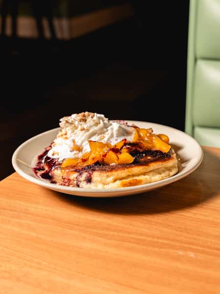Blueberry-Peach Crumble Cakes (2)
