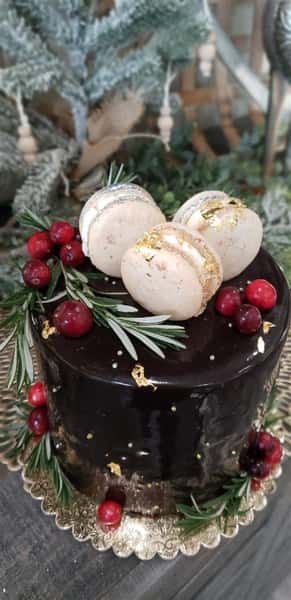 Decandent Holly Cake