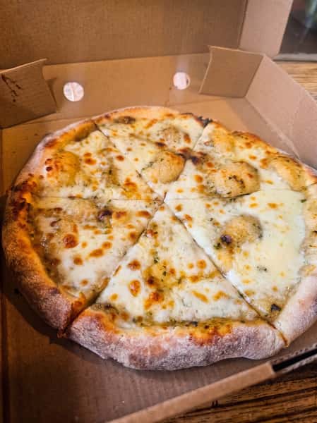 Cheesy Garlic Pizza Bread