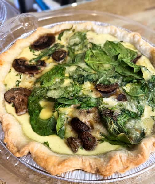 Spinach Mushroom and Gouda Quiche