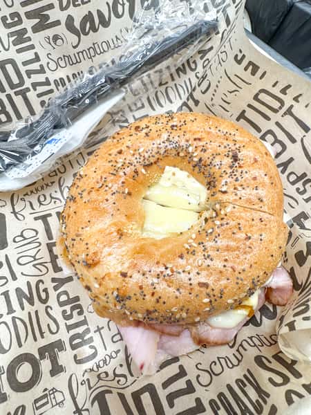 Praline Mustard Ham & Swiss Bagel