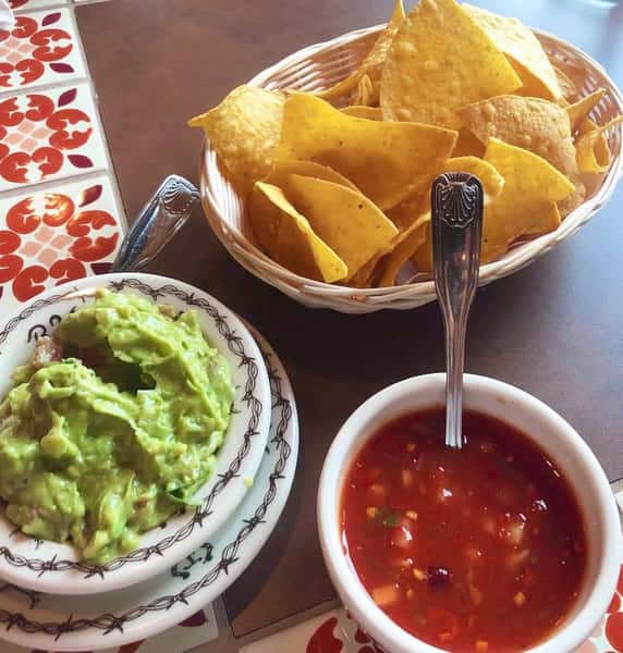 chips and salsa