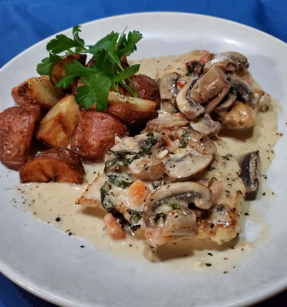 GRECIAN CHICKEN, LUNCH
