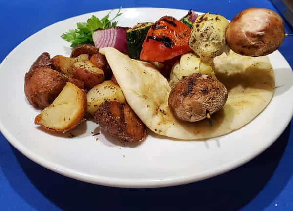VEGGIE SOUVLAKI, LUNCH