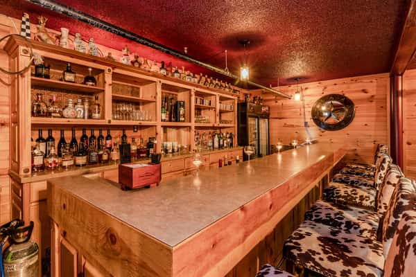 Tavern Bar Top