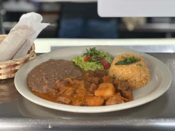 Carne Guisada Plate
