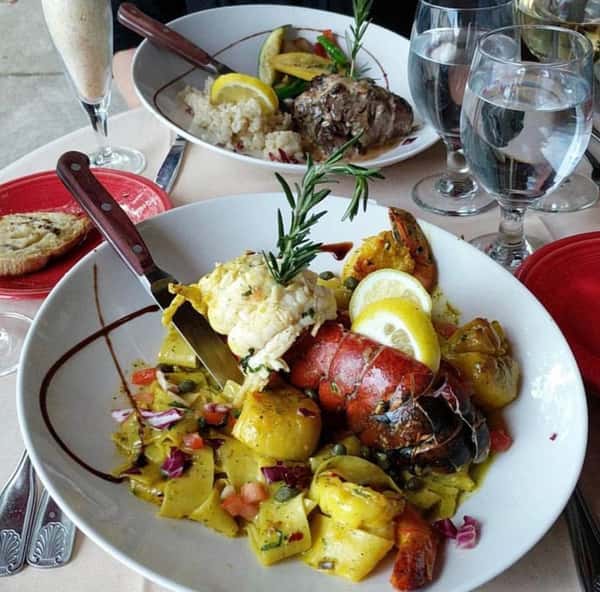 Lobster with lemon