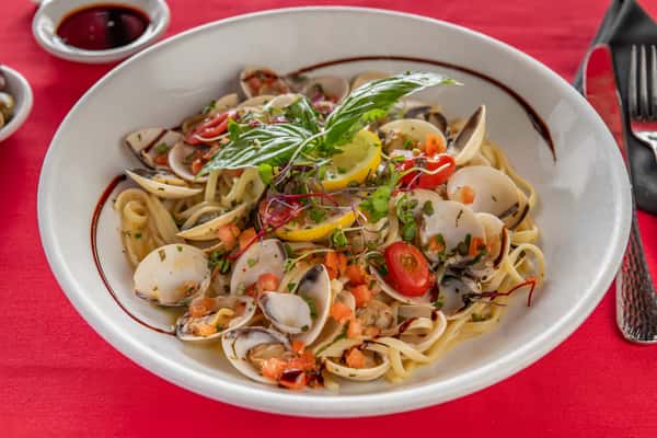 Linguine con Vongole
