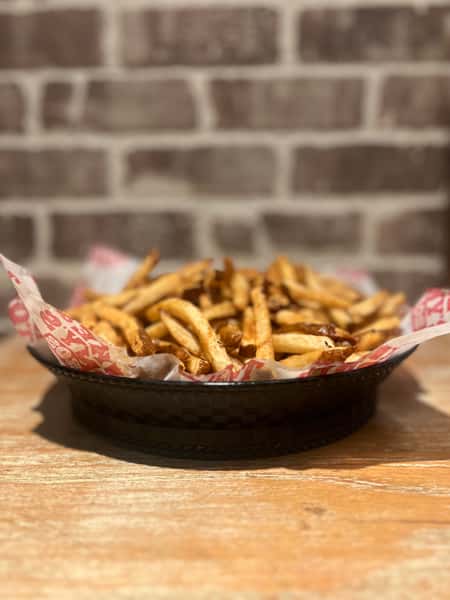 BASKET OF FRESH CUT FRIES