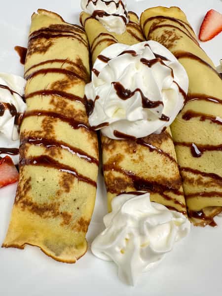 Fresh Berries Crepe