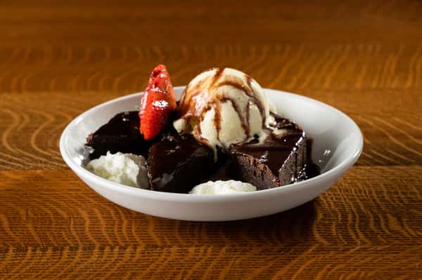 CHOCOLATE BROWNIE