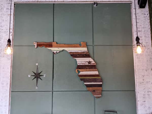 Interior Exterior Shots (6)