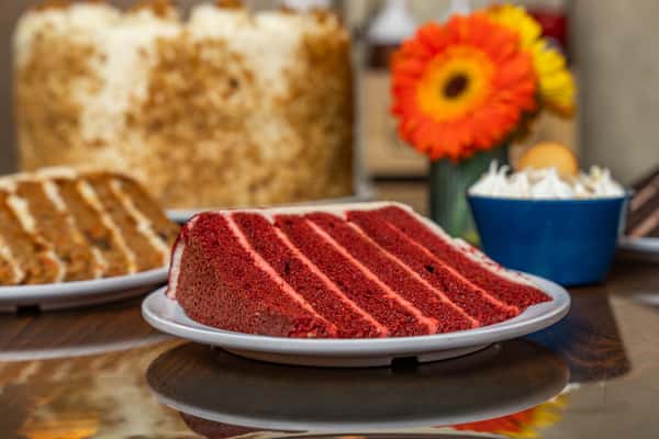 RED VELVET CAKE