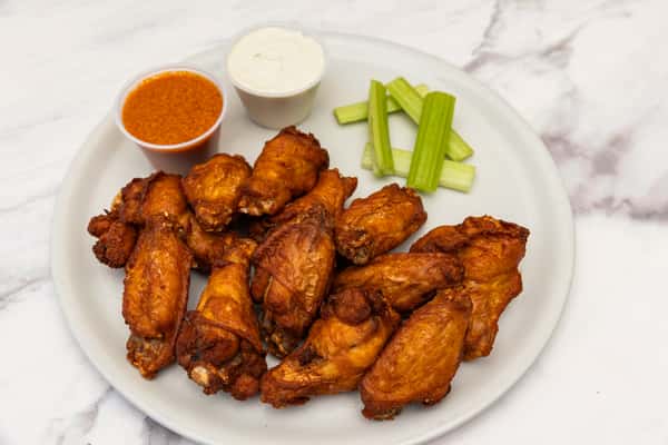 Dozen Wings (12)