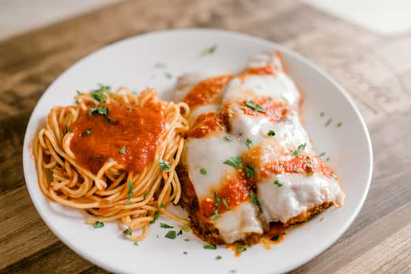 Spaghetti | Rigatoni | Ziti with Chicken Parmigiana