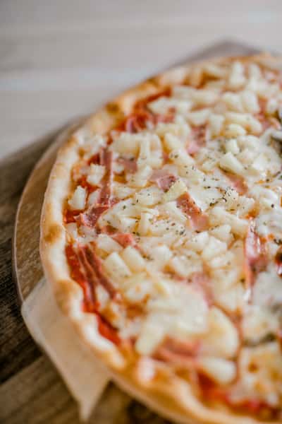 Hawaiian Pizza
