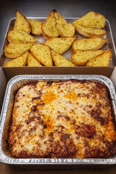 Half-Pan Lasagna (Feeds ~8/10)